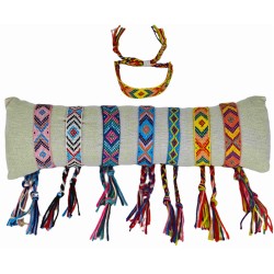 Lot de 35 bracelets ethniques colorés